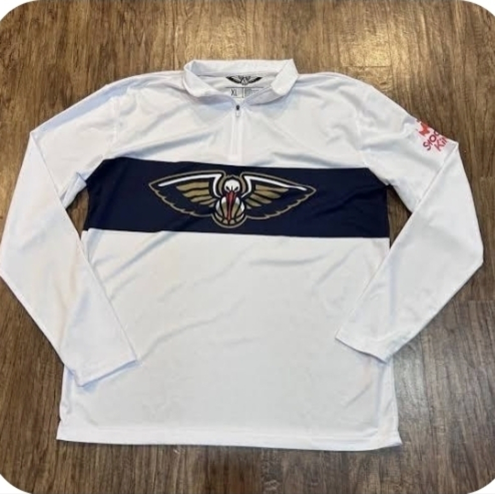 Men's NBA Pelican's Graphic  Quarter-zip In Bag Unopened.